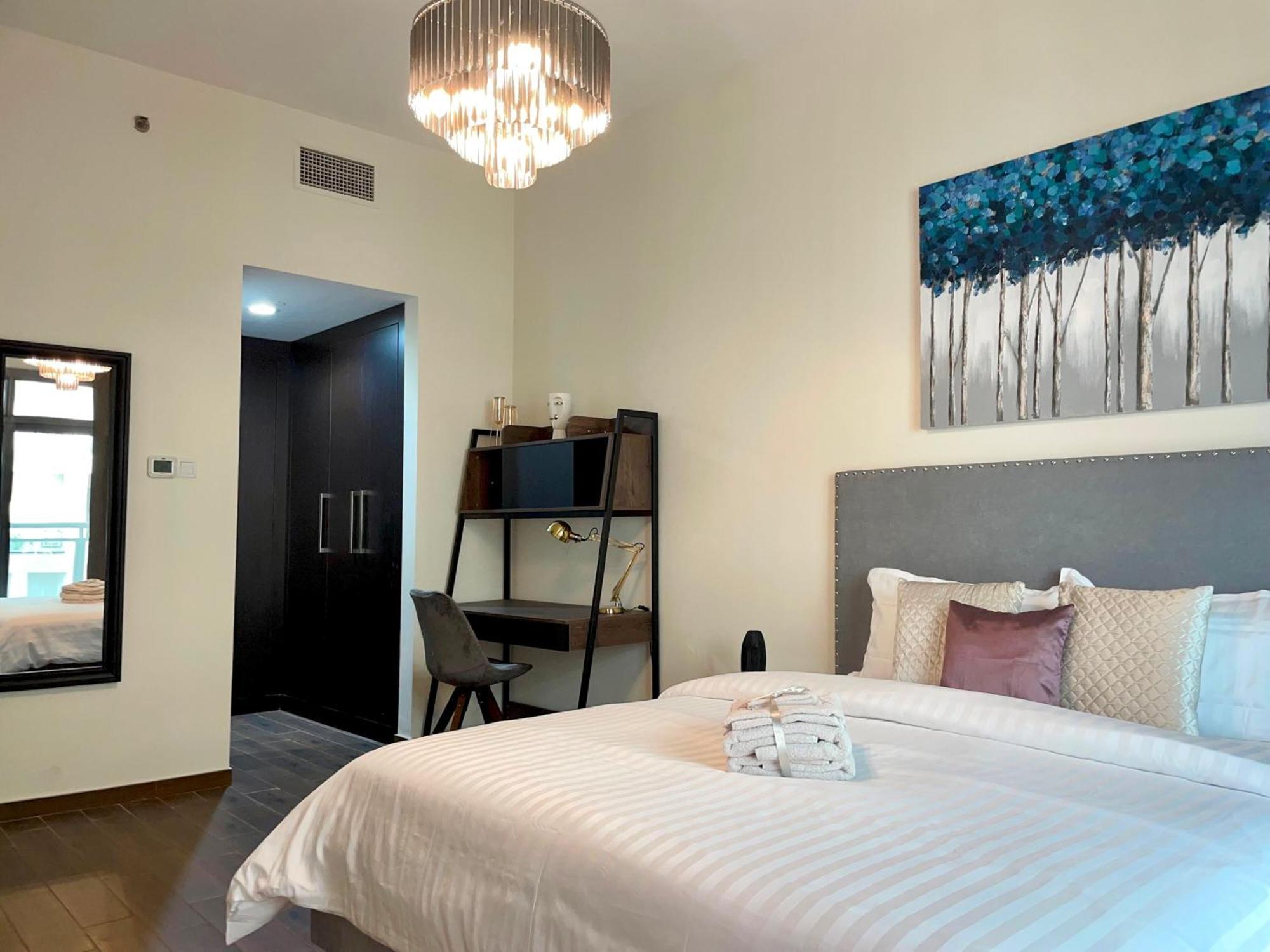 Elite Lux - Two Bedroom Direct Metro Access In Al Furjan, Apartment